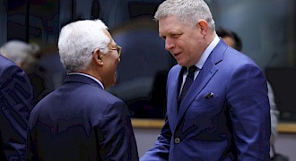 Predseda vlády na neformálnom samite EÚ v Bruseli a v sídle OECD v Paríži