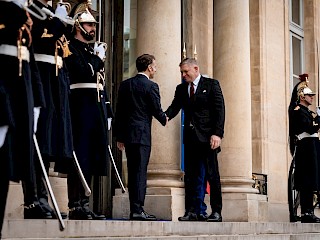 Fotogaléria k článku "Premiér Robert Fico sa stretol s francúzskym prezidentom Emmanuelom Macronom"