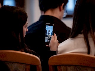 Fotogaléria k článku "Predseda vlády SR Robert Fico v Modre diskutoval so študentmi"