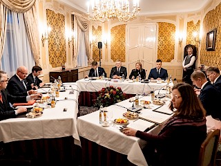 Fotogaléria k článku "Robert Fico, Christian Stocker a Andrej Babiš sa zhodli na potrebe riešiť ceny elektrickej energie v EÚ"