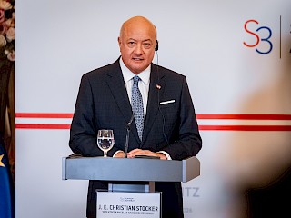 Fotogaléria k článku "Robert Fico, Christian Stocker a Andrej Babiš sa zhodli na potrebe riešiť ceny elektrickej energie v EÚ"