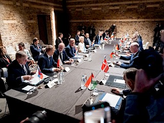 Fotogaléria k článku "R. Fico: Európa musí hľadať cestu k silnejšej a konkurencieschopnejšej budúcnosti"