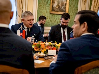 Fotogaléria k článku "Predseda vlády SR Robert Fico rokoval s ministrom zahraničných vecí USA Marcom Rubiom"