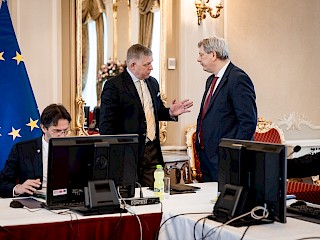 Fotogaléria k článku "Vláda vykoná veľký audit fungovania a financovania mimovládnych organizácií na Slovensku"