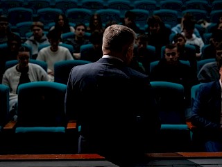 Fotogaléria k článku "Robert Fico študentom: Buďte otvorení novým výzvam a využite obrovské možnosti, ktoré vám svet prináša"